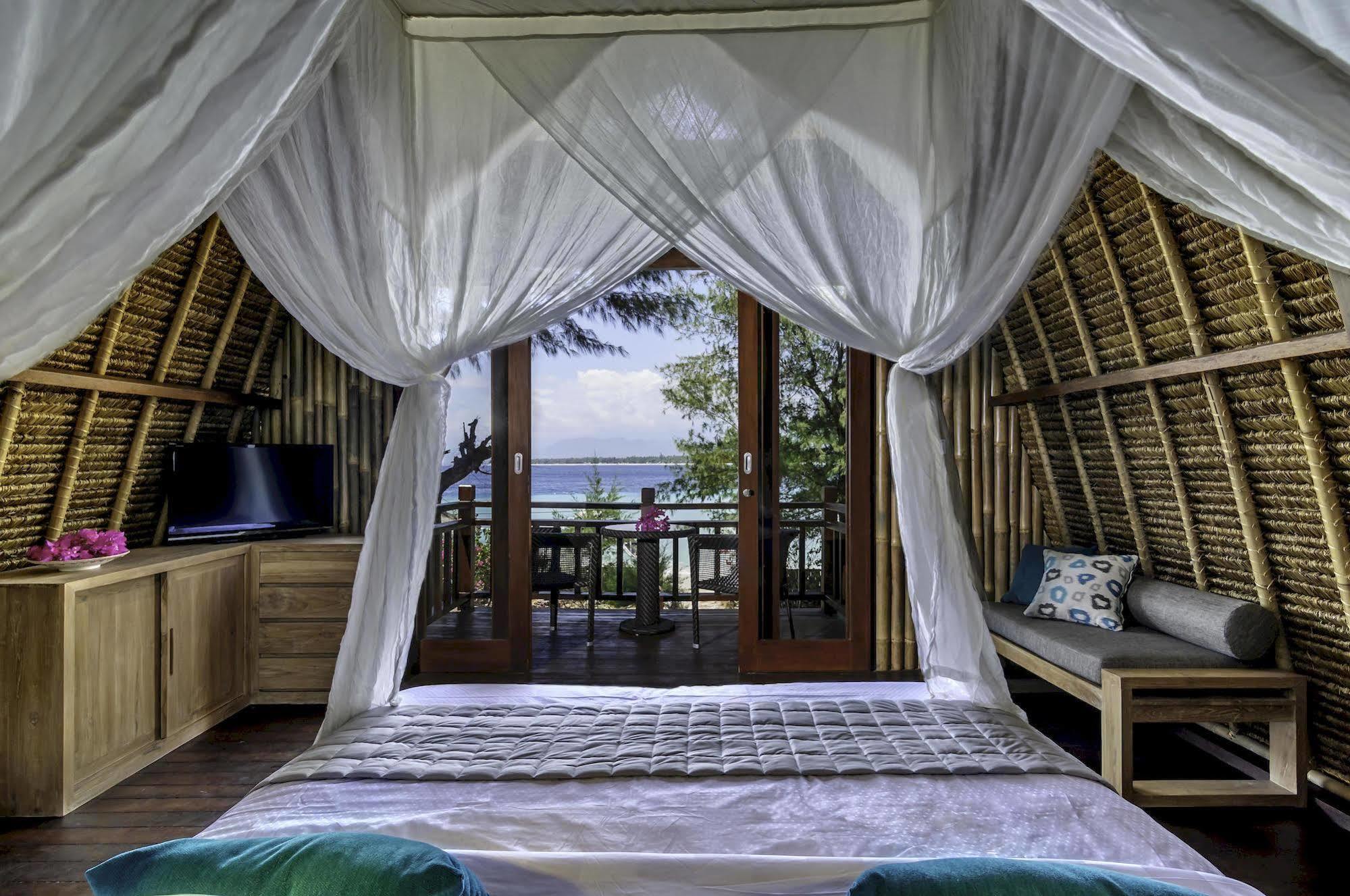 Karma Reef Hotel Gili Trawangan Exterior foto